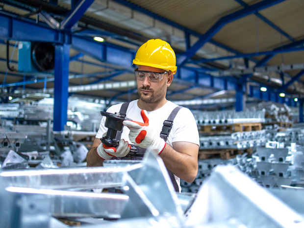 Wir betreuen Industriekunden seit fast 20 Jahren Zuverlässig, Professionell und Leistungsstark!